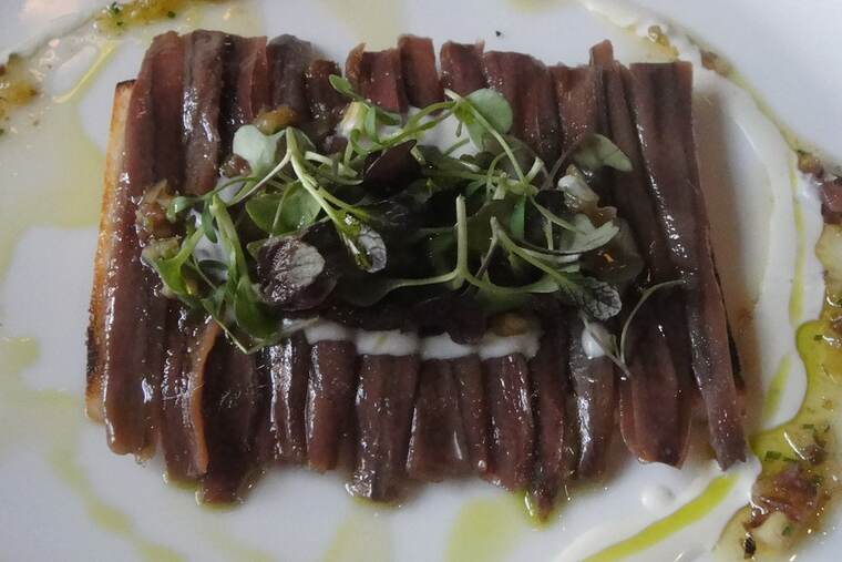 Detalle de anchoas en aceite vegetal