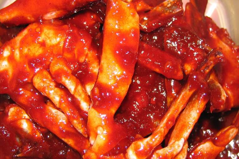 Cangrejo de río crudo, uno de los ingredientes de receta picante para untar de cangrejo caliente