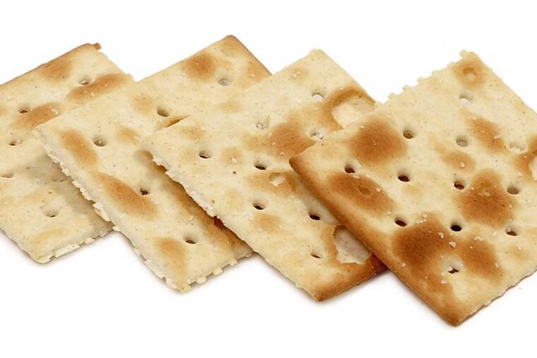 Galletas saladas con queso
