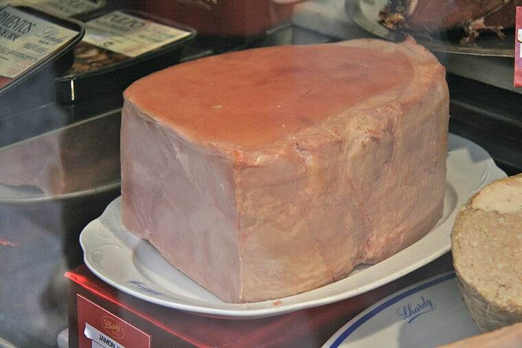 Jamón cocido enlatado