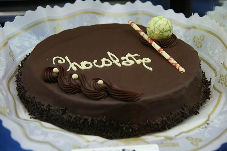Pastel de chocolate, uno de los ingredientes de receta de pasteles de jamón de plantación