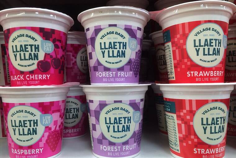 Yogur desnatado con ciruela albaricoque y fibra