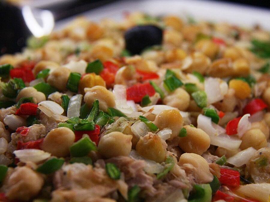 Ensalada de garbanzos y atún