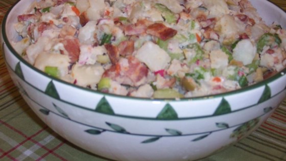 Ensalada de Patata con Tocino, Aceitunas y Receta de Rábanos