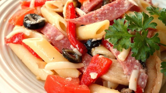 'La deliciosa receta de ensalada de pasta italiana de Kathy'