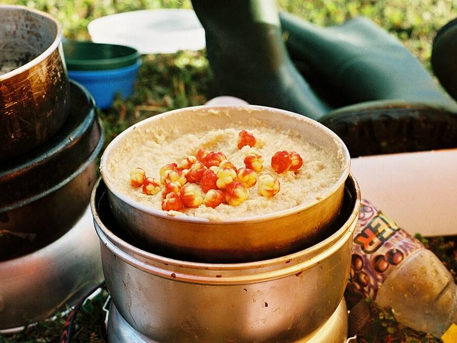 Porridge de avena con fruta