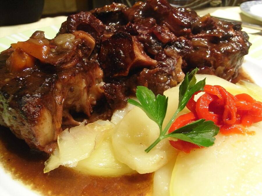Rabo de toro al vino tinto