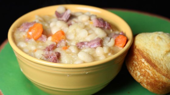 Receta básica de sopa de frijoles y jamón