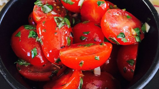 Receta de ensalada de tomates cherry marinados