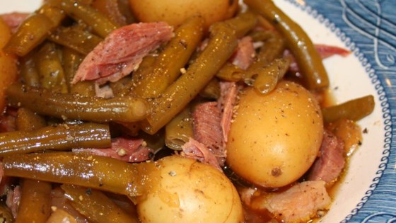 Receta de judías verdes, jamón y patatas en olla de cocción lenta