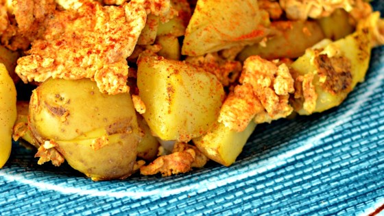 Receta de papas picantes y huevos revueltos