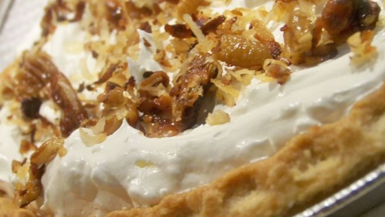 Receta de pastel de coco tostado, nueces y caramelo