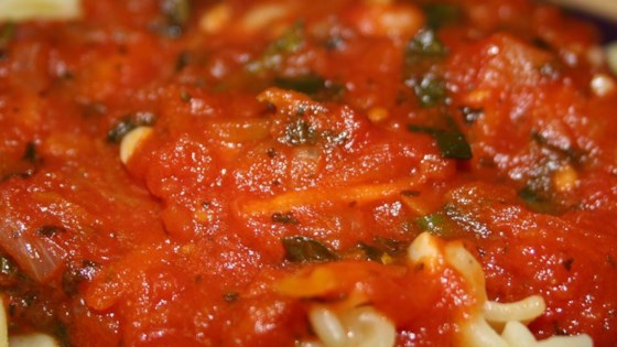 Receta de salsa marinara de espinacas en olla de cocción lenta