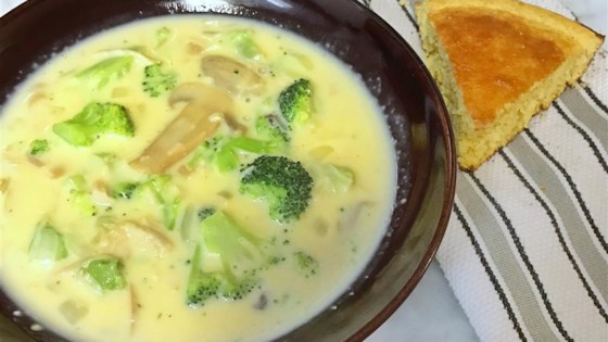 Receta de sopa de queso con brócoli grueso