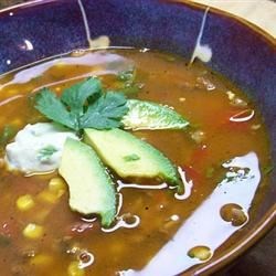 Receta de sopa de taco de pavo de noche ocupada con crema de aguacate