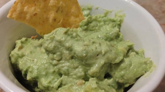 Receta fácil de guacamole nunca olvidada